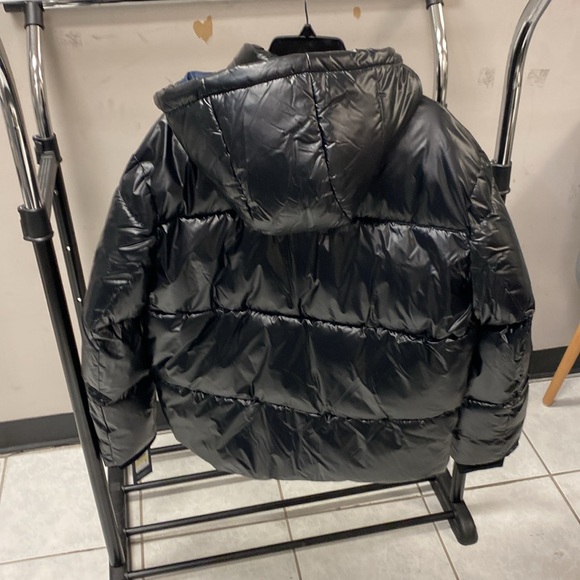 Men’s Medium Black Tommy Hilfiger Coat - Picture 2 of 2